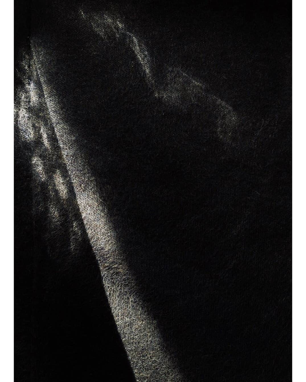 栗林藍希さんのインスタグラム写真 - (栗林藍希Instagram)「朝起きて光に触れる事 幸せの証」10月26日 11時04分 - ____aino
