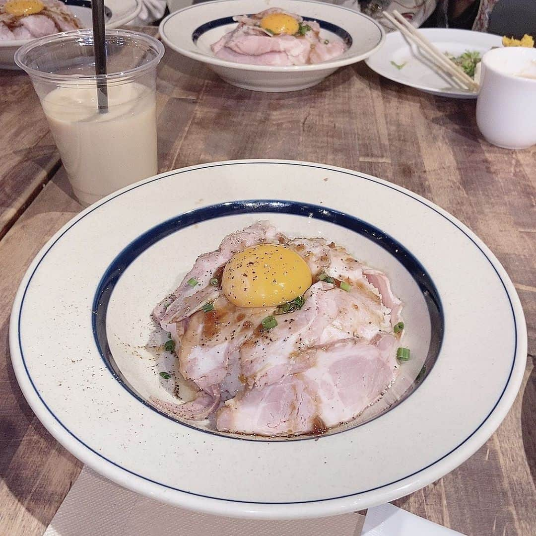 仙石翼のインスタグラム：「飯テロしとく🙄」