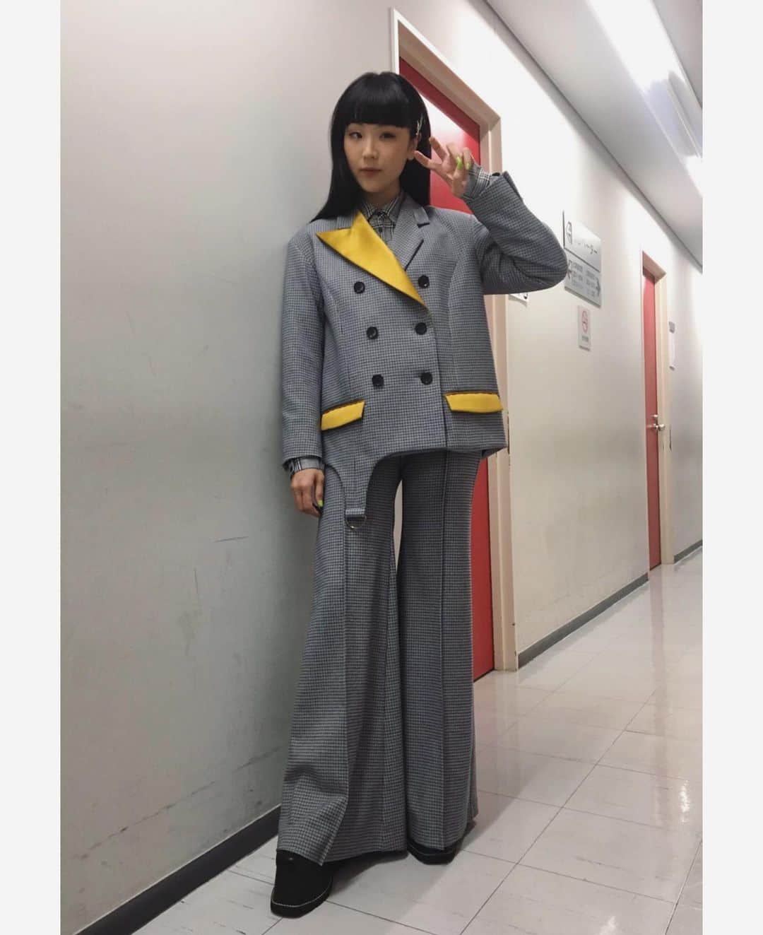 Young Juvenile Youthのインスタグラム：「今週の「ダウンタウンDX」に出ます！💓💓観てね！  読売テレビ「ダウンタウンDX」 10月29日22：00〜23：00  セットアップ👗@pameopose   #松田ゆう姫  #ダウンタウンdx」