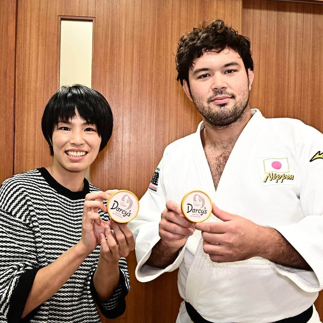 TBS「東京VICTORY」さんのインスタグラム写真 - (TBS「東京VICTORY」Instagram)「今週の東京VICTORYでは🥋 日本最強の男ウルフアロン選手vsロンドン五輪🥇松本薫さんと夢の対決も！！ . 楽屋に戻っても松本さん、ウルフ選手に技をかけてました......😂 . 収録前には松本さんが手掛けるアイスクリーム🍨を出張サービスでプレゼント🎁してくださいました♡  豆腐を使った考え抜かれたヘルシーな🍨めちゃくちゃ美味しかったです♡♡」10月26日 11時54分 - tbs_tokyo_v