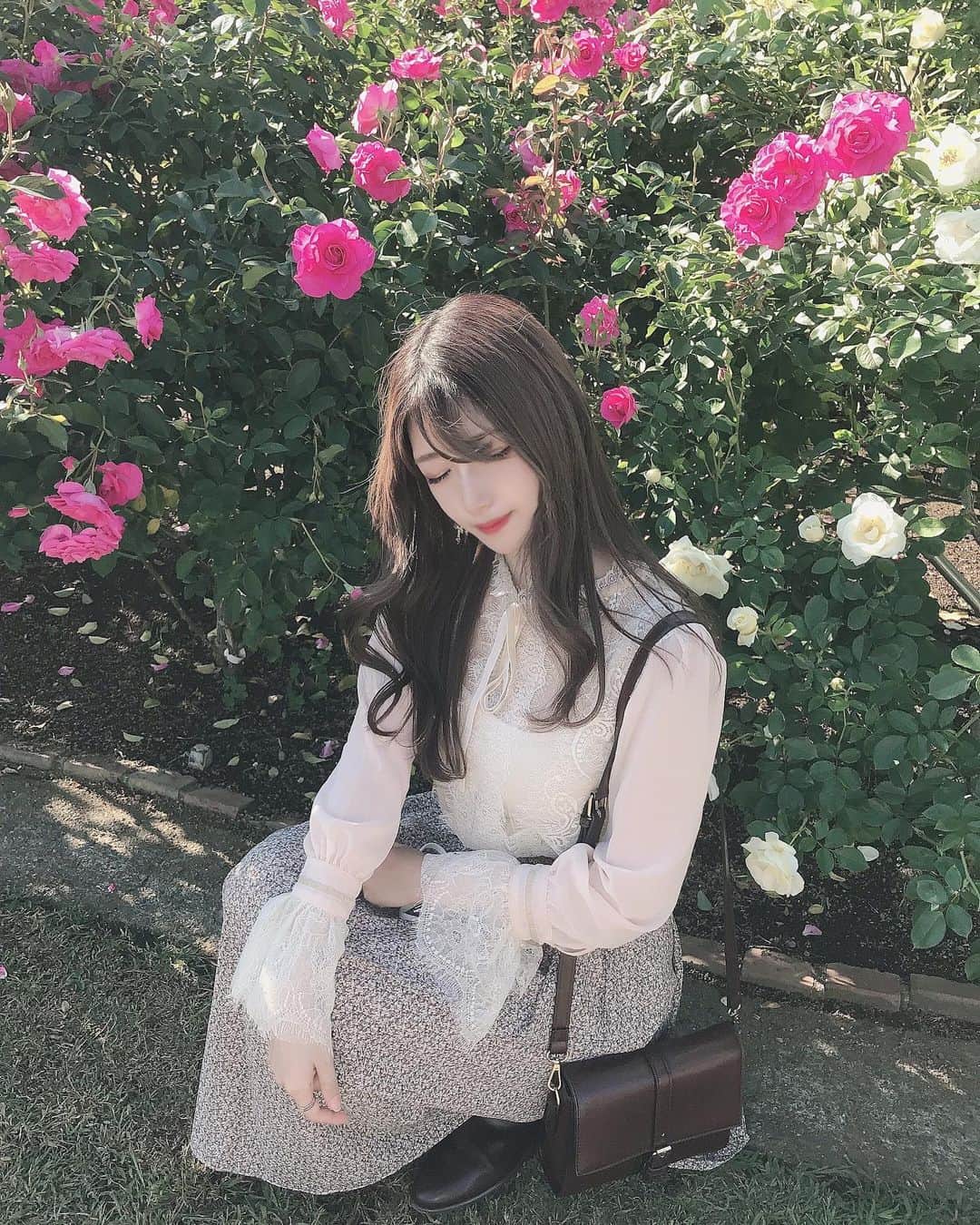 れみぱんのインスタグラム：「今日も気持ちのいい天気だ🌞✨ 月曜日がんばろう🌈」