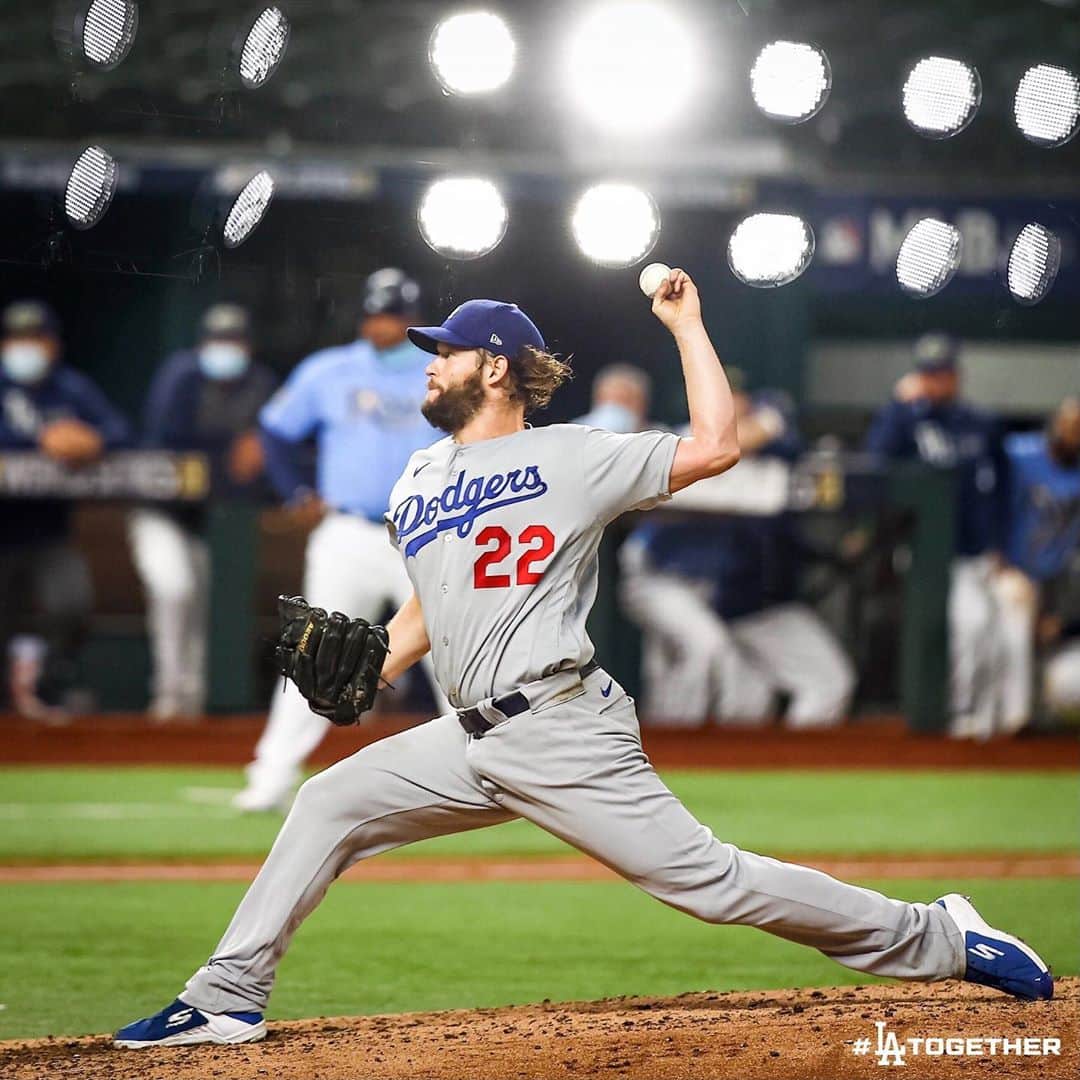 Los Angeles Dodgersさんのインスタグラム写真 - (Los Angeles DodgersInstagram)「With his 206th strikeout, @claytonkershaw now has the most strikeouts in postseason history.」10月26日 12時03分 - dodgers