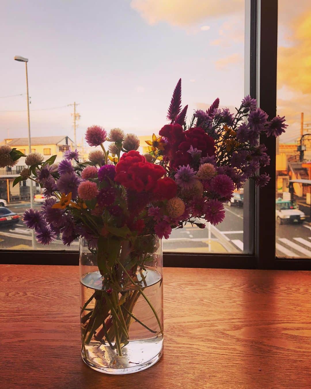 新倉瞳のグルメインスタ