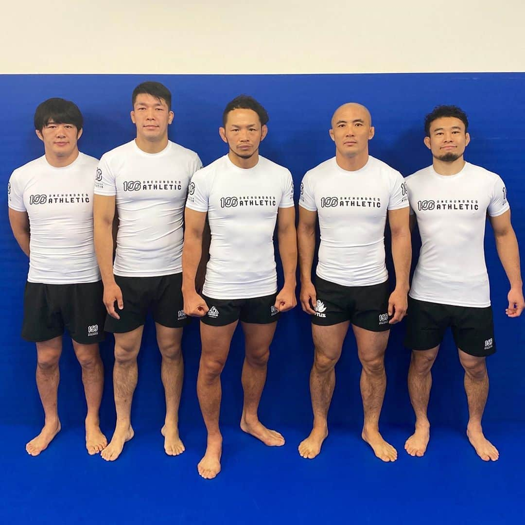 宇野薫さんのインスタグラム写真 - (宇野薫Instagram)「TEAM ONEHUNDRED 計量パス！！  #onehundredathletic #100athletic  #100A #unocaolshowten #unodojo #QUINTET #teamonehundred  #伊藤健一 #八隅孝平 #寒河江寿泰 #樋口翔己 #宇野薫」10月26日 12時34分 - caoluno