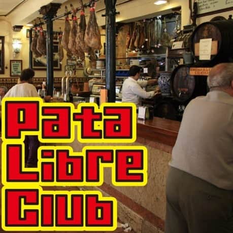 シモネのインスタグラム：「#スペイン語　と日本語のトークショー　#PATALIBRECLUB に出させてもらいました！！  待ちに待った！#patalibreclub 帰ってきました！！祝  世の中でポットキャストとか流行り出すなんねんも前から活動していた彼らが、いろんなプラットフォームで聞けるようになって帰ってきました！  そして、1番めのゲストとして呼ばれて、 光栄光栄！！  プロフィールにリンク貼っておきますので、ぜひぜひ聞いてもらえればと思います！  毎回いろんなスペイン語きけるのでぜひぜひ聴いてみてくださいまし〜  https://open.spotify.com/show/4ledRdhpKIYIqmimHYnQ8B?si=1GaB8NPhSFyBa0lsbRAm3w」