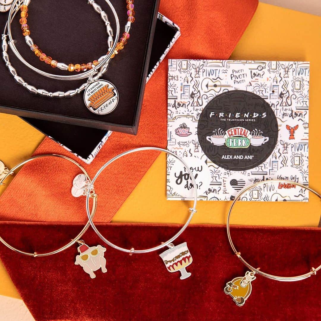 のインスタグラム：「Could we BE any more excited for #Friendsgiving? 🦃 Shop the exclusive @friends holiday collection before the leftovers are gone -> link in bio ❤️🧡💛」