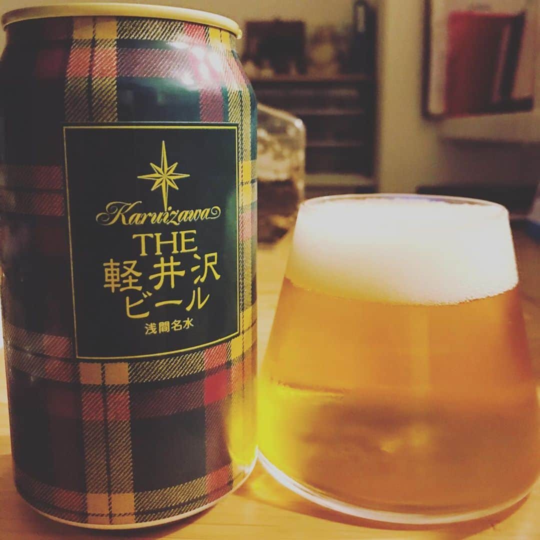 堀井亮佑のインスタグラム：「伊勢丹限定の軽井沢ビール。缶のデザインめっちゃかわいいな。 #beer #堀井ビールログ」