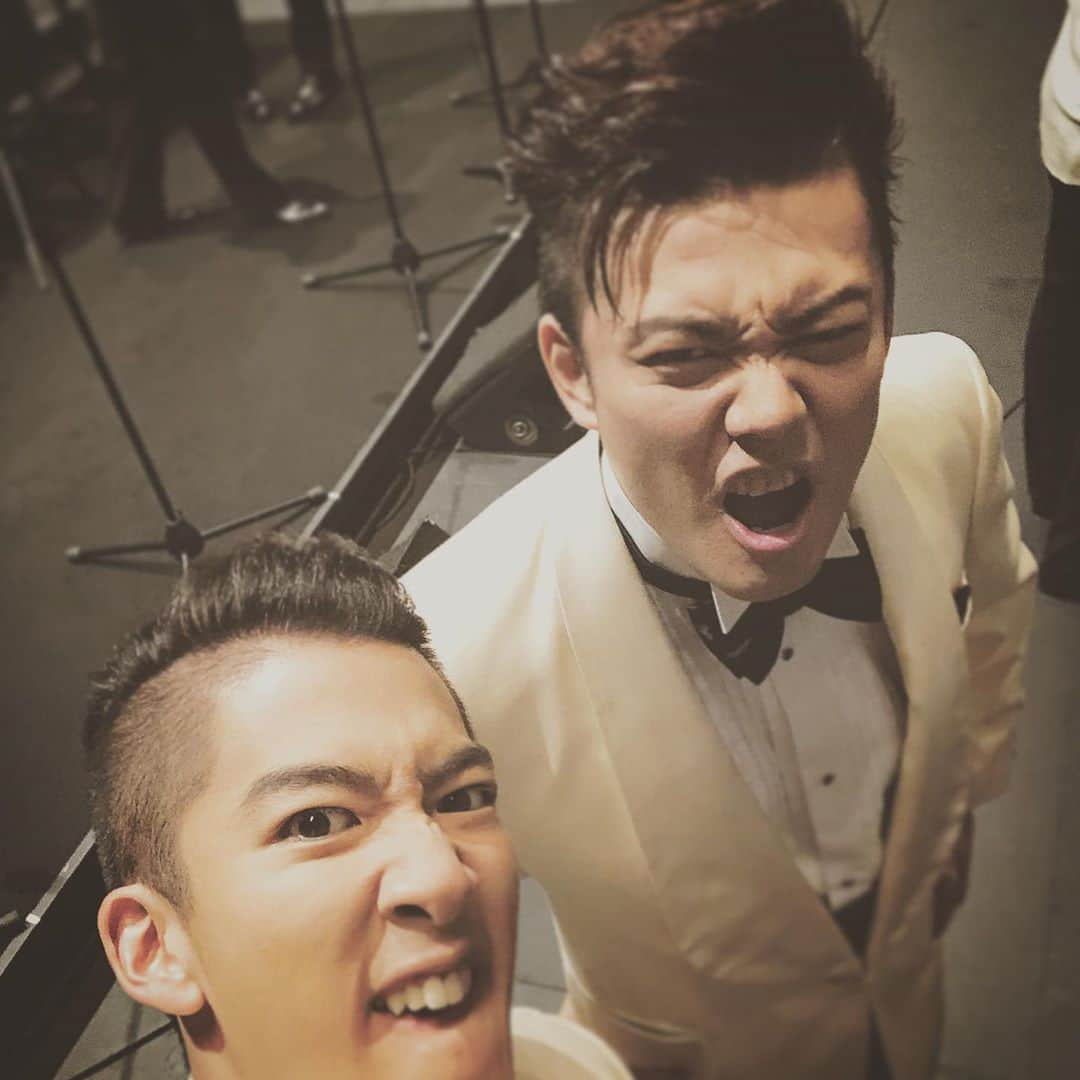 尾上右近さんのインスタグラム写真 - (尾上右近Instagram)「この度、Brand New Musical Concert 2020に出演させていただくことになりました！  ジャージーボーイズでご一緒させていただいた、中川晃教の兄貴、そして藤岡正明の兄貴とまた一緒に歌える喜びを噛み締めつつ、皆様に素敵なコンサートをお届けできるように頑張ります！！  ▼詳細はこちらです！  【公演名】Brand New Musical Concert 2020　ーextra editionー https://www.samonpromotion.com/event/2287/ 【日程】2020年11月29日（日）開場15時30分　開演16時30分 【会場】東京オペラシティ 【出演】中川晃教　加藤和樹　尾上右近　藤岡正明　他 【内　容】日本ミュージカル界を担うミュージカルスターたちがミュージカルナンバーと今年は心に残る名曲もお届けします。 【料金】S席12,000円 A席9,000円　B席6,000円（全席指定・税込）  ★10月31日(土)より一般発売開始！  #BrandNewMusicalConcert #中川晃教 #藤岡正明 #加藤和樹 #尾上右近 #ミュージカルコンサート #何を歌うかはお楽しみに！」10月26日 23時48分 - ukon_onoe.eiju_dayu.kenx2