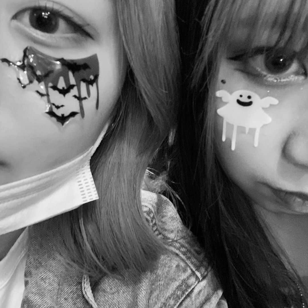 宮本茉凜のインスタグラム：「先取りすぎハロウィンしてた👻」