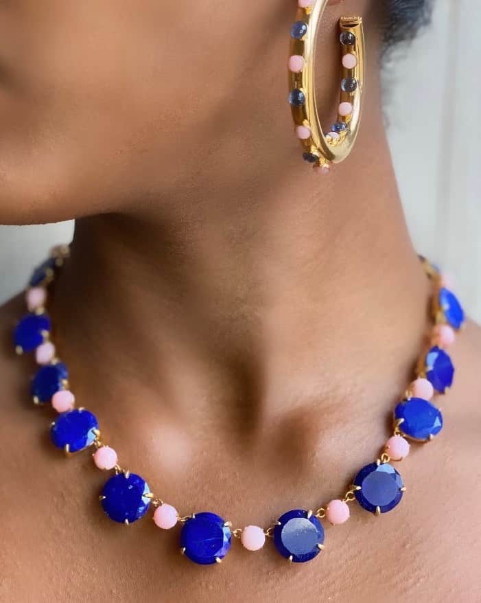 バウンキットさんのインスタグラム写真 - (バウンキットInstagram)「Monday blues ! ...New collection. . . . . . . #hoopearrings #pinkopaljewelry #lapisriviere #necklace #earrings #trend #designerjewelry #bounkit #earspiration #jewels #handmadejewelry #jewelrygram」10月27日 0時08分 - bounkitnyc