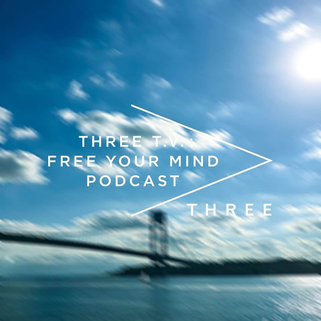 のインスタグラム：「・ ＜”FREE YOUR MIND" PODCAST Vol.3＞ 「HOW TO ENJOY AUTUMN MAKEUP COLLECTION」  最終回となる第3回は、トップメイクアップスペシャリスト秋山 尚子をゲストに迎え、HOW TO ENJOY AUTUMN MAKEUP COLLECTIONというテーマで、この秋のTHREEのコレクションを自分らしく楽しむために、トークセッションを行います。  メイクアップを楽しむということは？ そして、THREEが、そのために考えていること、ご用意していることとは？ この先も、もっと自分らしくいられるように。 自分のなりたい自分に気づく、楽しく向き合う、その瞬間に出会えますように。 ・ http://t.ly/ASoK  #threecosmetics #WORLDCITIZEN #podcast」