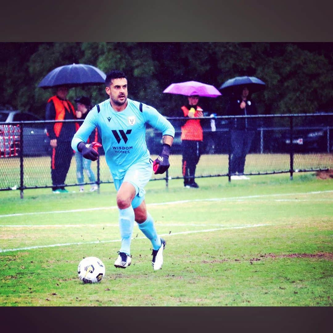 アダム・フェデリチさんのインスタグラム写真 - (アダム・フェデリチInstagram)「Good First run out on a cold wet and windy evening in Camden @mfcbulls @ab1gk」10月26日 16時18分 - federici32