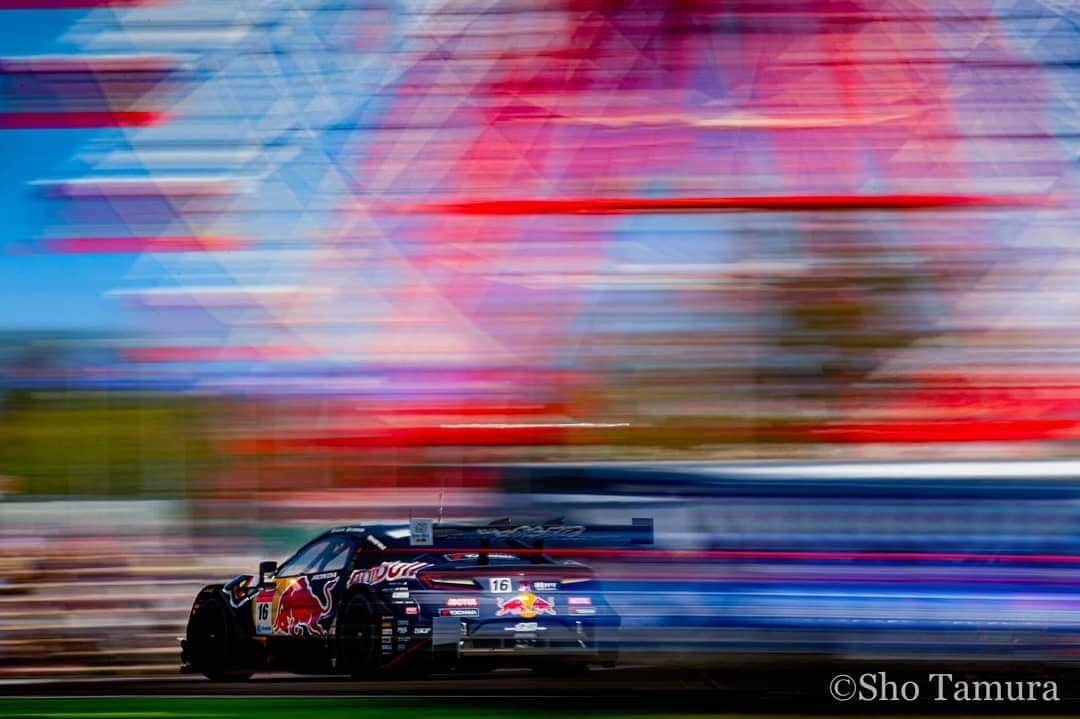 中野信治のインスタグラム：「Super GT Round 6 @ Suzuka circuit  Q  6th R  13th  ここは欲しかった。。 トラブルにより戦線離脱することに。  確実に進化するチーム力を結果に結びつけられないもどかしさ。  それでも戦いは続く。 もっと強くなるしかない。  素晴らしいチームメンバー達と共に前へ進みます👊」