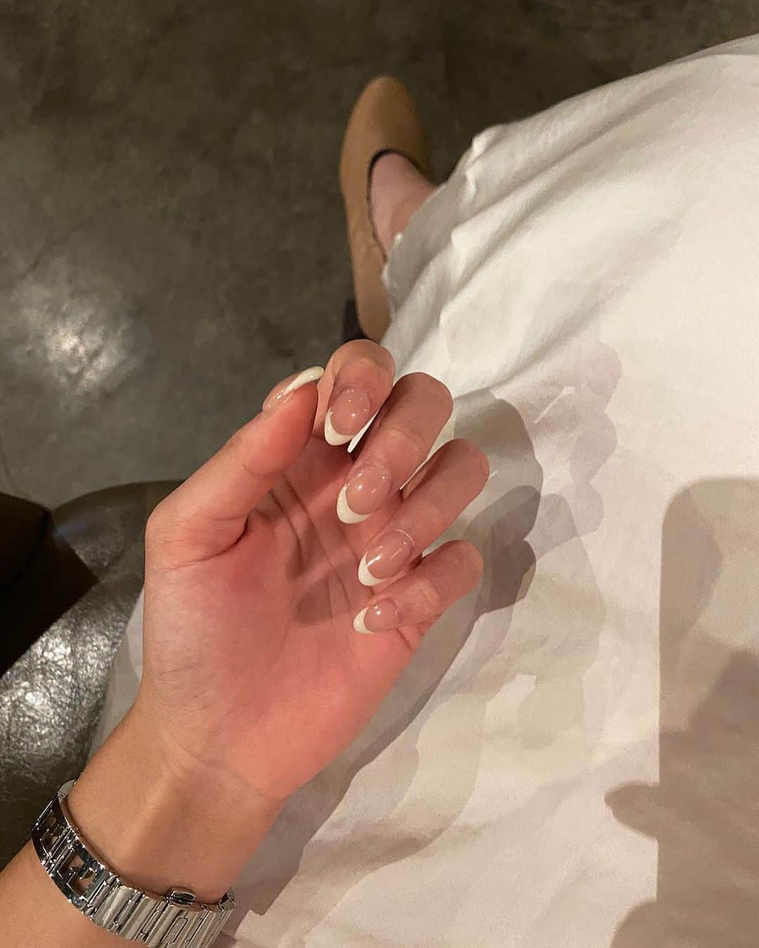 佐藤那菜のインスタグラム：「. #フレンチネイル 🩰」
