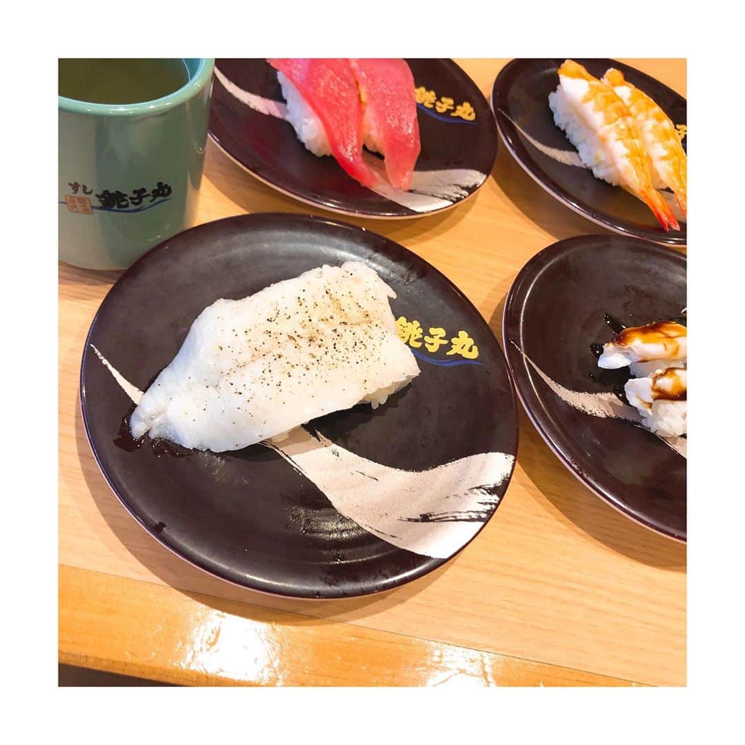 MIKUさんのインスタグラム写真 - (MIKUInstagram)「2020.10.25 私、無事に34歳になりましたぁ♏️♏️♏️  たくさんのお祝いメッセージやプレゼント🥺 みなさま、本当に本当にありがとうございます♥️♥️♥️ いいお天気の中、 大好きなお寿司たべて、 クレープ食べて、 ケーキいただいて、、、 プレゼントもたっくさんで もう幸せすぎて、、、🥺🥺🥺  今、私は新しいスキルの学びの時。 なかなかすぐ結果には繋がらないけど焦らず…🧐  これから続く自分の道をしっかり進んでいけるように。  いつも私を支えてくれる方々への感謝の気持ちは絶対に忘れずに。  大切な人たちや大好きなこと、ものを思いっきり大好きでい続けて、大切にできるように。  日々精進していきますので、 これからもみなさま、 MIKUをどうぞよろしくお願いします♏️  #thankyou #私らしく」10月26日 17時10分 - miku39_ya
