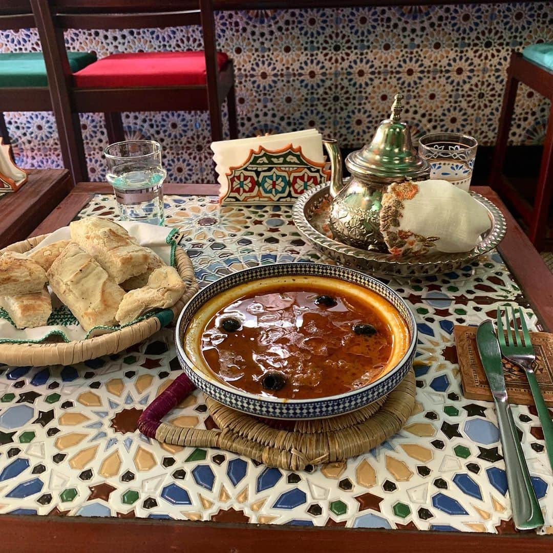 咲良菜緒さんのインスタグラム写真 - (咲良菜緒Instagram)「モロッコ料理🇲🇦が食べてみたくて食べてみたけど私はかなり好きだったので行ってみたい国が1つ増えました🛩  みんなは日本以外でどこの国の料理がすきですか？  #モロッコ #morocco #タジン鍋　#一宮」10月26日 17時06分 - nao_sakura_official