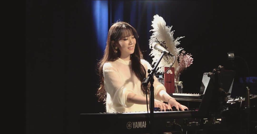 沙夜香のインスタグラム：「DOORS Online Live ご視聴ありがとうございました！新たな試みも楽しんでもらえて嬉しかったです。  アーカイブは10/28(水)23:59までご視聴可能です。少しでも笑顔になれたり癒しになったり、明日の活力なれたら幸いです♪  チケットはストーリーズから🎫」