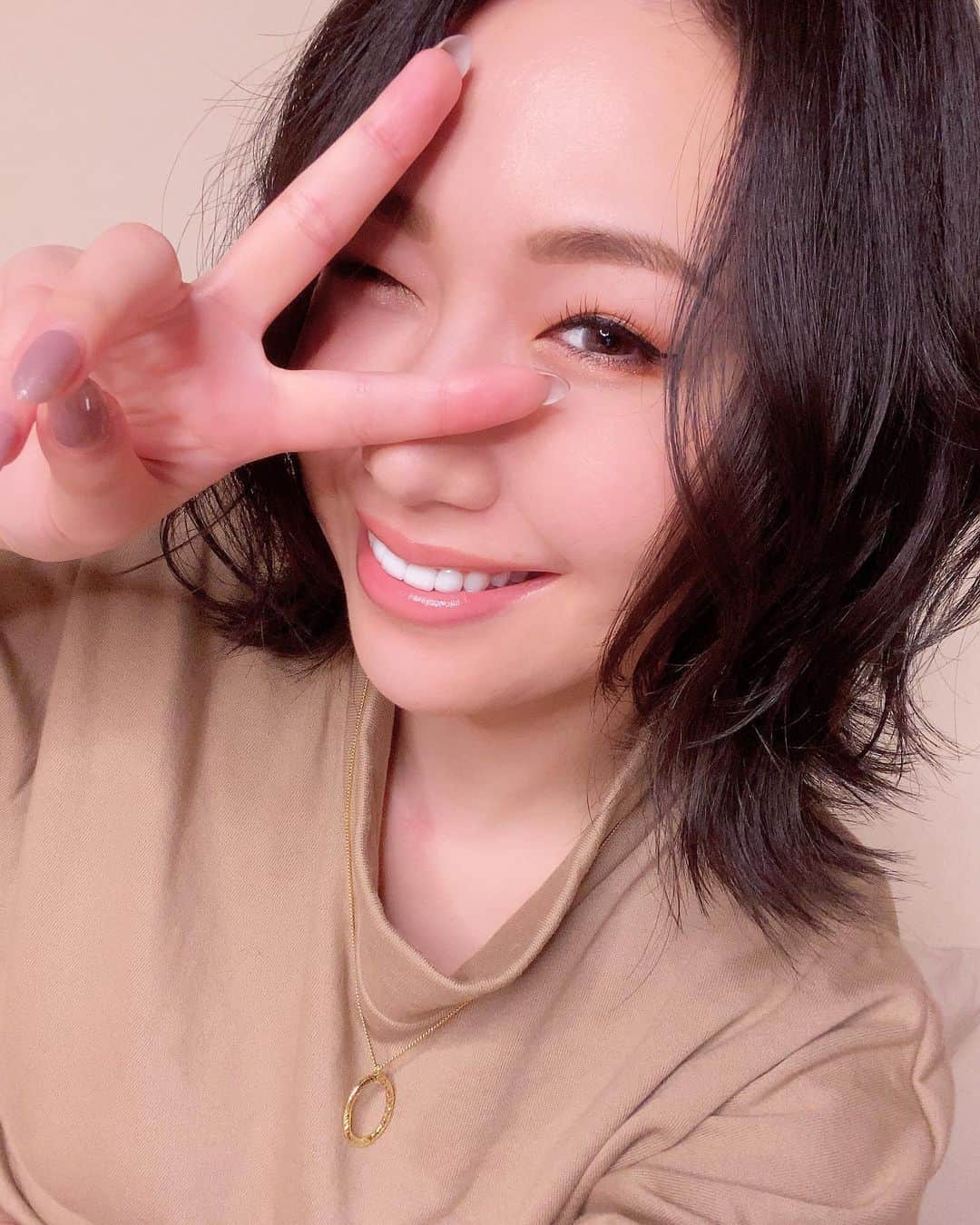 佐山愛のインスタグラム：「❤︎  どうも、加山愛です←エガちゃんねる参照」