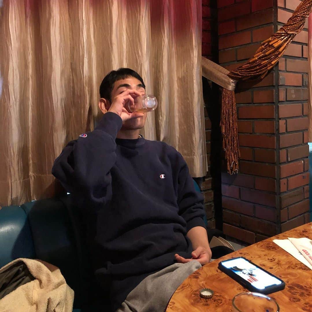 イナチ のインスタグラム：「Day off 운동뒤  맥주 🍺🍺」