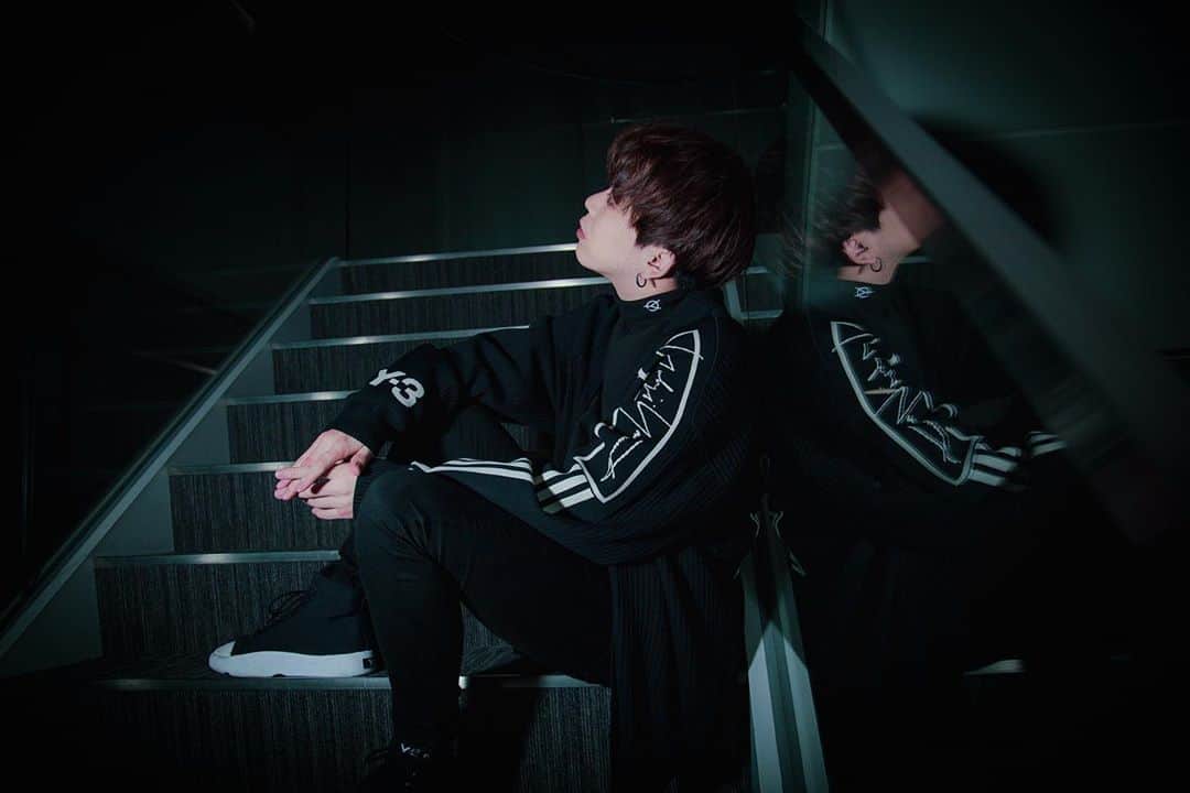のインスタグラム：「撮ってあげた😈 @unione_yuuki   #UNIONE #YUTA #YUUKI  #all_shots #art #blackandwhite #capture #color #composition #exposure #focus #moment #snapshot #写真部　#写真好きと繋がりたい」
