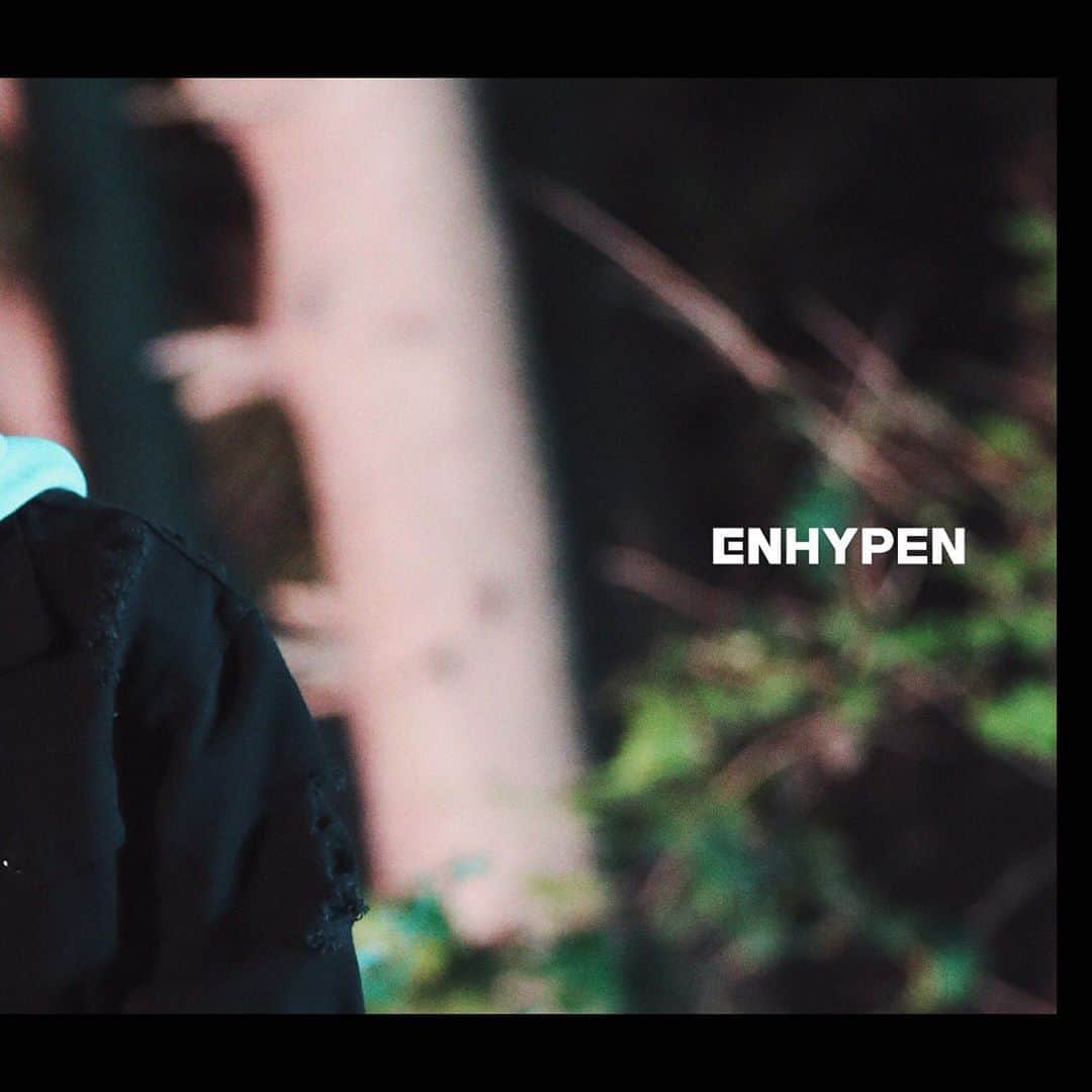 ENHYPENさんのインスタグラム写真 - (ENHYPENInstagram)「:: EN-roll :: @ Debut Trailer  #ENHYPEN #EN_behind #ENroll #JAKE」10月26日 19時03分 - enhypen