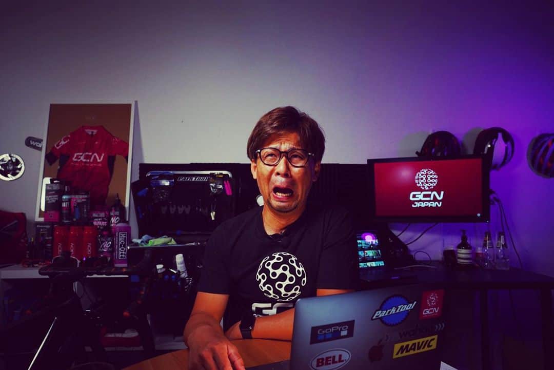 のインスタグラム：「ジロが終わり休むまもなく明日はgcn show. 現在撮影中😎  是非見てください🤗  #gcn #gcnjapan」