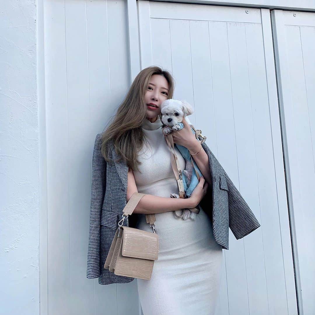 Choi Somiさんのインスタグラム写真 - (Choi SomiInstagram)「⠀⠀⠀⠀ #글랜더 #glander  우리 애기 이렇게 찍어도 저렇게 찍어도 다 귀엽고 예뻐서 어느 것 하나 고를 수 없음」10月26日 19時33分 - cxxsomi