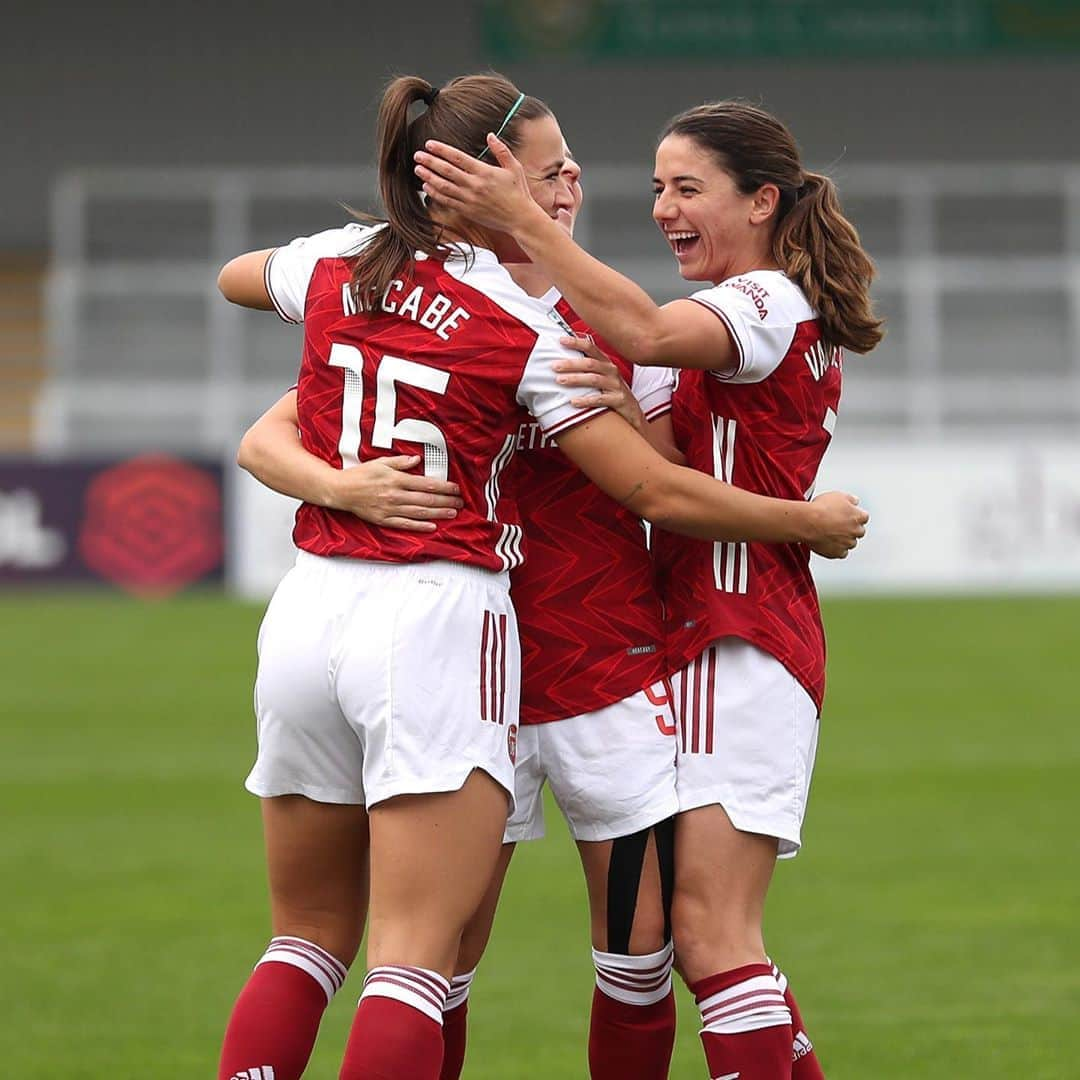 Arsenal Ladiesさんのインスタグラム写真 - (Arsenal LadiesInstagram)「Hands up if you’re missing this team! 🙋‍♀️ Just nine days to go ❤️」10月26日 19時35分 - arsenalwfc