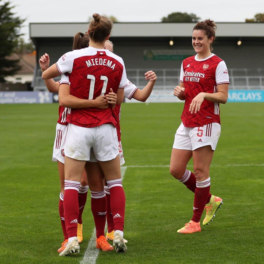 Arsenal Ladiesさんのインスタグラム写真 - (Arsenal LadiesInstagram)「Hands up if you’re missing this team! 🙋‍♀️ Just nine days to go ❤️」10月26日 19時35分 - arsenalwfc