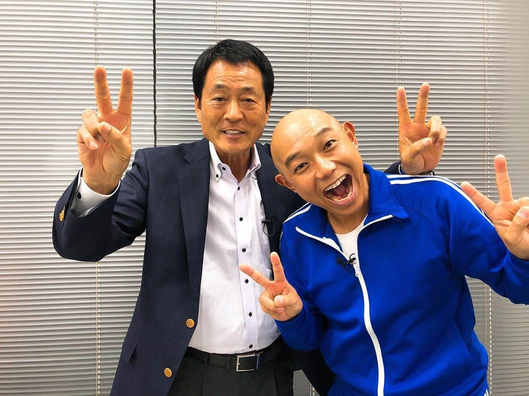 そうすけさんのインスタグラム写真 - (そうすけInstagram)「『絶好調男』の中畑清さんと  プロ野球ドラフト会議2020の模様が動画アップされるので  是非！  #プロ野球 #ドラフト会議 #読売ジャイアンツ #横浜DeNAベイスターズ #絶好調 #監督 #ドラフトにまつわる貴重な話しも聞けた #テレビ東京スポーツチャンネル #YouTube #中畑さんの前で色々なモノマネしてみた #野球以外のモノマネも #サブロクそうすけ #ハゲのDNA」10月26日 19時47分 - sosuke_hagedayo