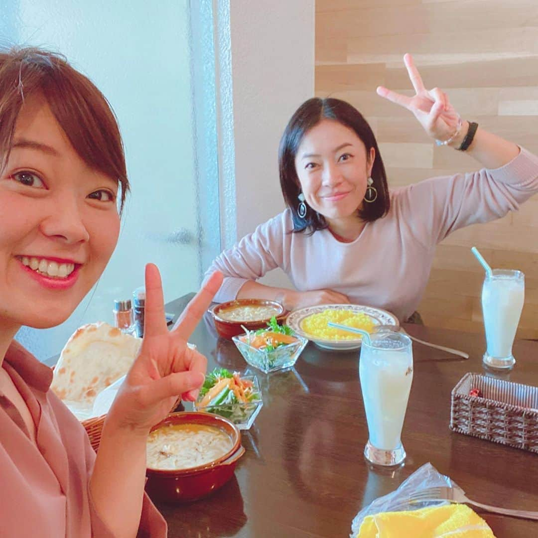 滝香織さんのインスタグラム写真 - (滝香織Instagram)「#わっきぃ こと#脇山尚美 さんと#ランチ  #ニューポカラ にて @new.pokhara  #日替わりカレー の#チーズキーマカレー を✨ #ナン がでっかくてめちゃくちゃお腹いっぱいになった😆  わっきぃは、#坊っちゃん劇場 に出演していた女優さん😊 愛媛の皆さんには、#甘とろ豚 のCMでも同じみかしら。 坊っちゃん劇場での出演は一旦終わったのですが、地元に帰らず、これからもここ愛媛に残って活動することに✨✨✨ 嬉しいことですよね😆  お互い悩めるお年頃ですが、仕事のことやプライベートなことなど、色々話せて楽しかったです😆😆😆  #カレー #スパイスカレー #ミュージカル #役者 #女優 #愛媛ランチ #松山ランチ #愛媛カレー #松山カレー #インドカレー #ネパールカレー #curry #happy #愛媛 #アナウンサー #女子アナ #滝香織 @kaorin_taki」10月26日 19時58分 - kaorin_taki