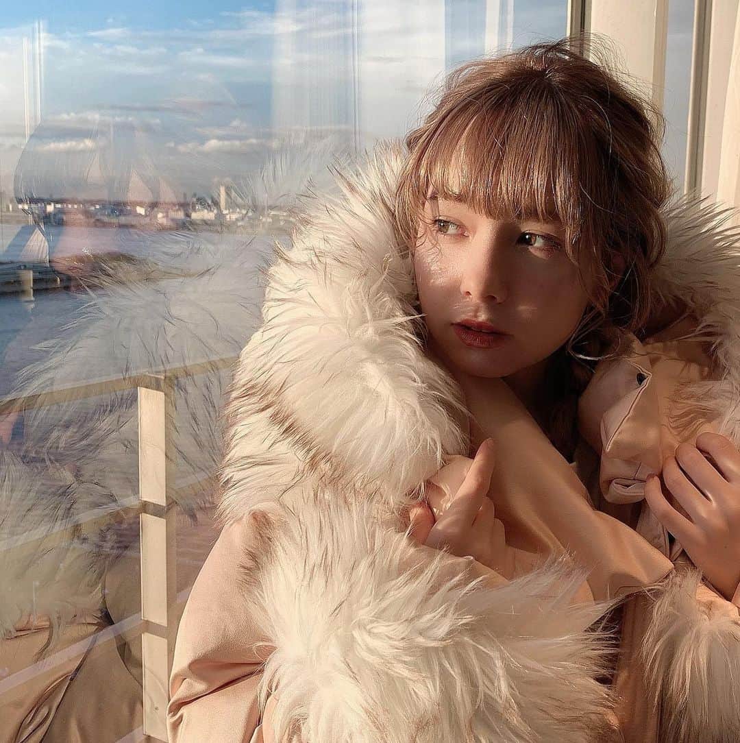 柴田あやなのインスタグラム：「お引っ越しの準備でなかなかインスタの写真のネタがない🥺 そしてこのわたしが！！！！４日間もゲームしてません…本当に驚き…あつ森買ってからやらなかった日は３日しかないのに😭どんなに遅く帰ってきても絶対開いてたからなー。みんな元気かなー。うちがいなくてさみしいだろうなー。  おわり」