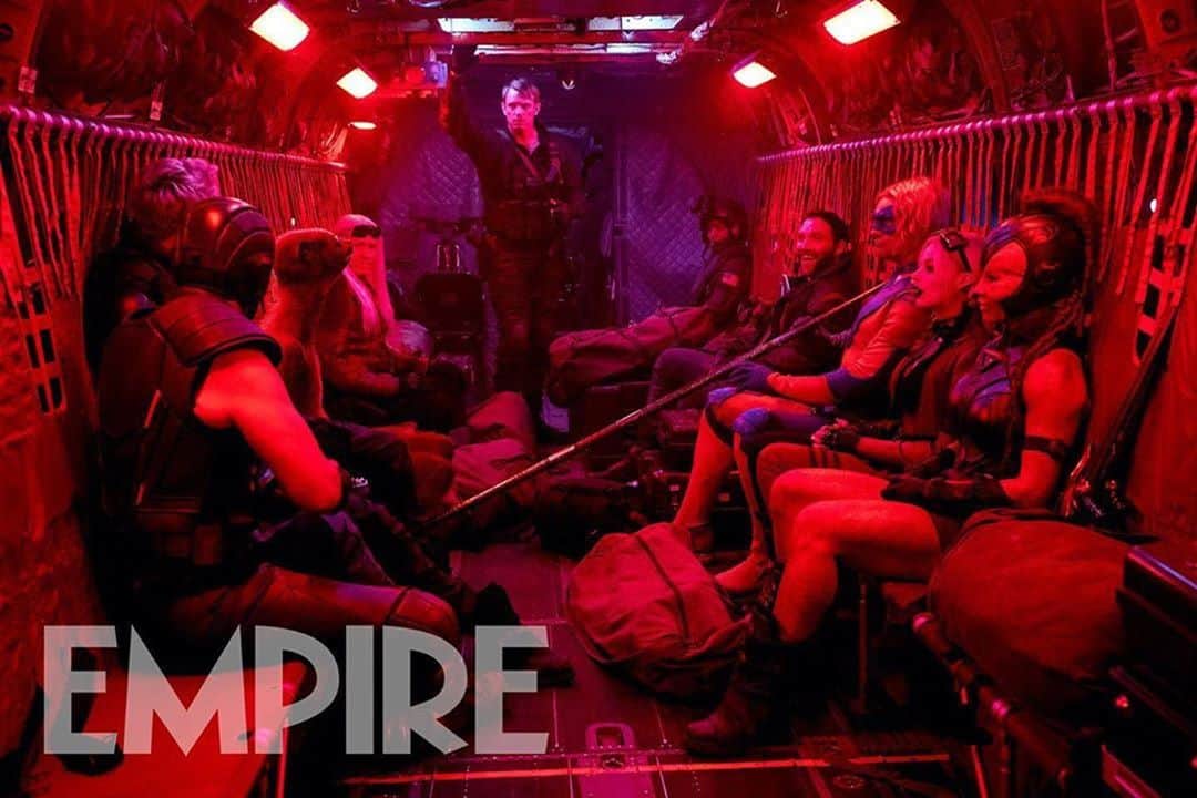 スーサイド・スクワッドのインスタグラム：「Repost from @empiremagazine : Here’s a world exclusive look at @jamesgunn’s THE SUICIDE SQUAD – see more online, link in bio. Get the full story in the new issue of Empire, on sale Thurs 29 October.」