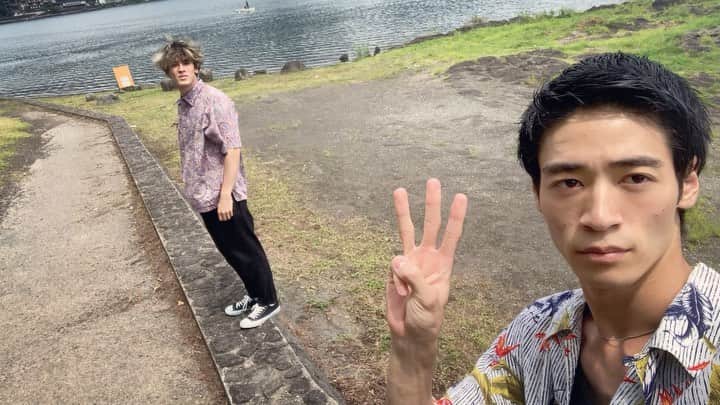 才川コージのインスタグラム：「3・2・1 ✌️ @dorakoi_abema_official  #ドラ恋 #abematv  #オフショット #パルクール」