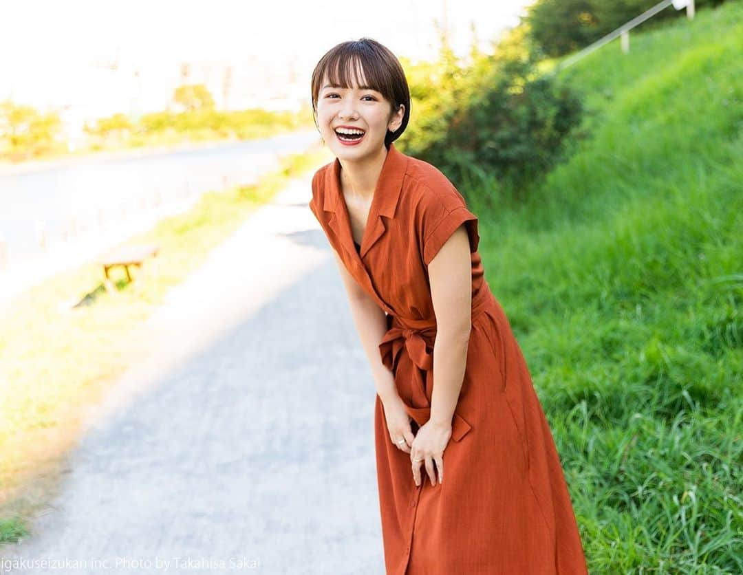 牛田英里さんのインスタグラム写真 - (牛田英里Instagram)「美学生図鑑に載せてもらいました✨ 夏が懐かしいですね…😳  インタビューもあるのでぜひチェックしてもらえたら嬉しいです☺️  #青山ミスコン #青山ミスコン2020 #aoyamamisscon2020 #思い出 #美学生図鑑」10月26日 21時12分 - eri_ushida