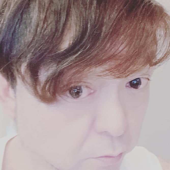 松本隆博のインスタグラム：「。 緊急告知！ 東京でライブやります。 詳細はまた後日ね。  11月13日金曜、夜。  三軒茶屋、茶茶茶にて やるよ(^○^)(^○^)(^○^)  きてね  ～人生遊歩道～  松本隆博」