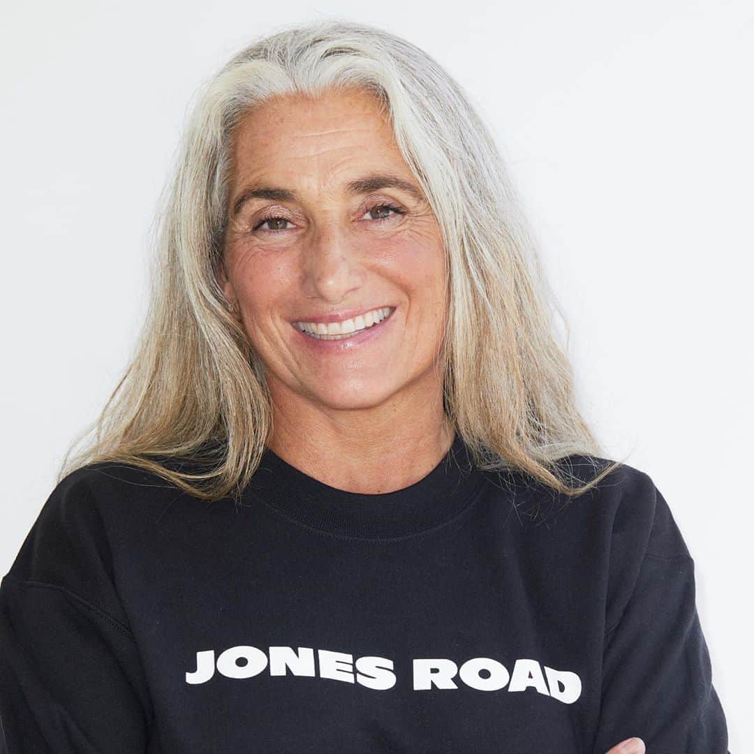 ボビー・ブラウンのインスタグラム：「Meet #Shona. I met her at a vegetable stand. Mother of 5. @jonesroadbeauty. Available exclusively at jonesroadbeauty.com.」