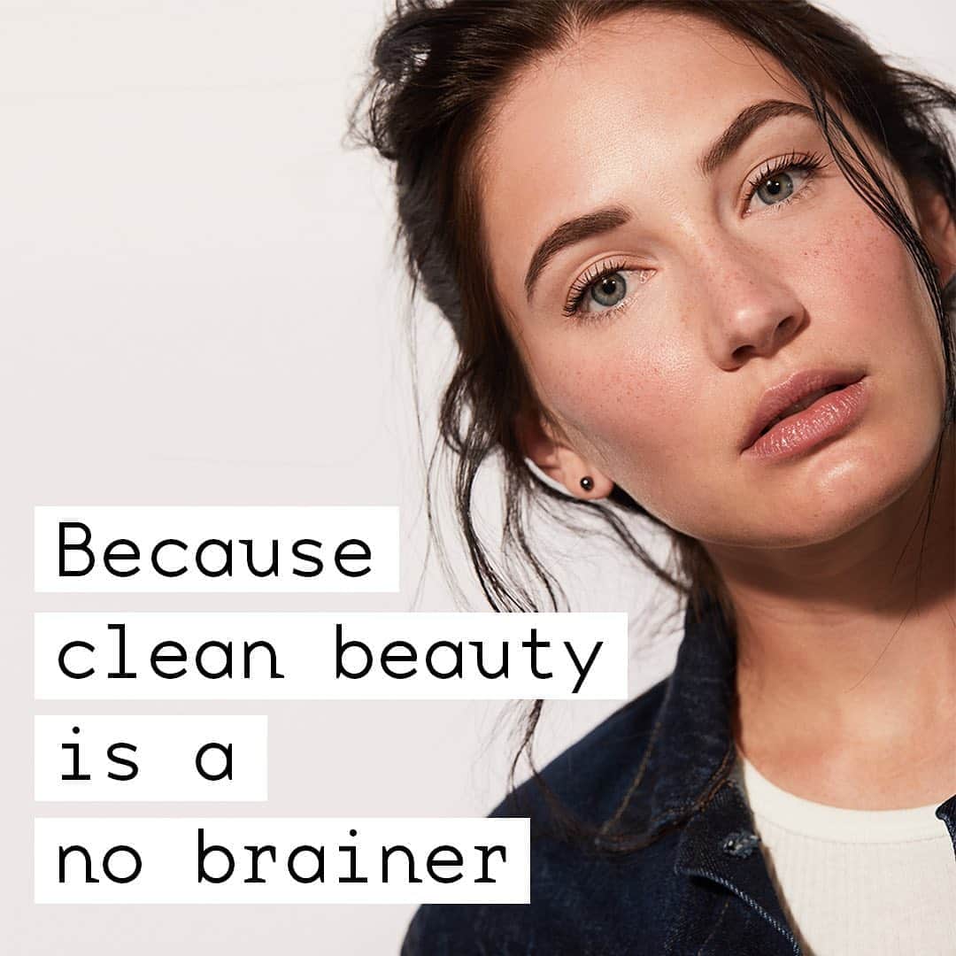ボビー・ブラウンのインスタグラム：「@carjade33 is wearing the Uber Black Mascara. And of course #MiracleBalm everywhere. @jonesroadbeauty. Available exclusively at jonesroadbeauty.com.」