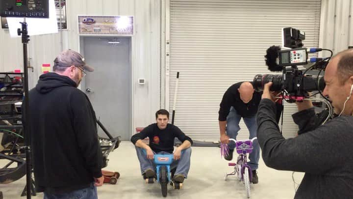 ビル・ゴールドバーグのインスタグラム：「#mayhemmonday with an old school #behindthescenes gem from a car show pilot shot a few years back with  @conradmohracme and some of the old @teamhendrick boys! #spear #jackhammer #whosnext @wwe @nascar #racing 😁 #Istuckthelanding 👊」