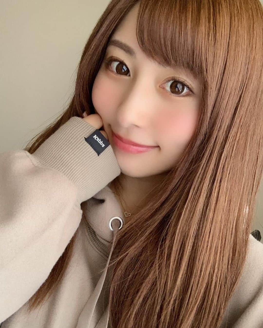 成瀬心美さんのインスタグラム写真 - (成瀬心美Instagram)「🧸 . . GUさんで買った Kappaコラボのパーカー✨ . . プチプラだけど 着心地めちゃめちゃ良くて とってもお気に入り☺️✨！ . . ちょっと大きめの 生地が柔らかめのパーカーが 大好きです♡ . . #gu #kappa #hoodie #パーカー」10月26日 21時49分 - coco3ndazo