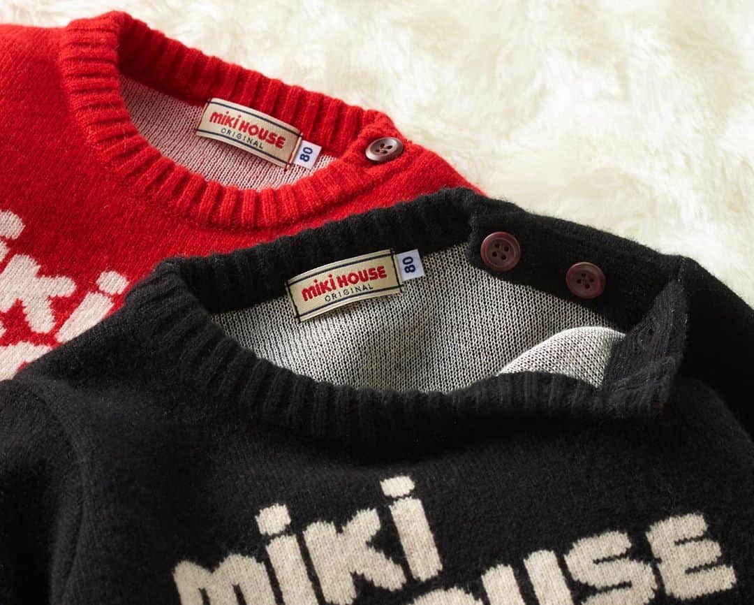 MIKI HOUSE ミキハウスさんのインスタグラム写真 - (MIKI HOUSE ミキハウスInstagram)「【Premium Items】 カシミヤの柔らかい手触りを実感できる プレミアムアイテム。  お子さまの肌に優しいなめらかな感触で、 肌なじみが良いのが特長です。 肌に直接触れる内側にはシルクを使用しています。  #mikihouse #sweater #kidsfashion #silk #cashmere #blacksweater #ミキハウス #キッズコーデ #セーター #シルク #カシミヤ #キッズファッション #キッズコーデ #todayscode #毎日コーデ #新作アイテム」10月26日 21時53分 - mikihouse.official
