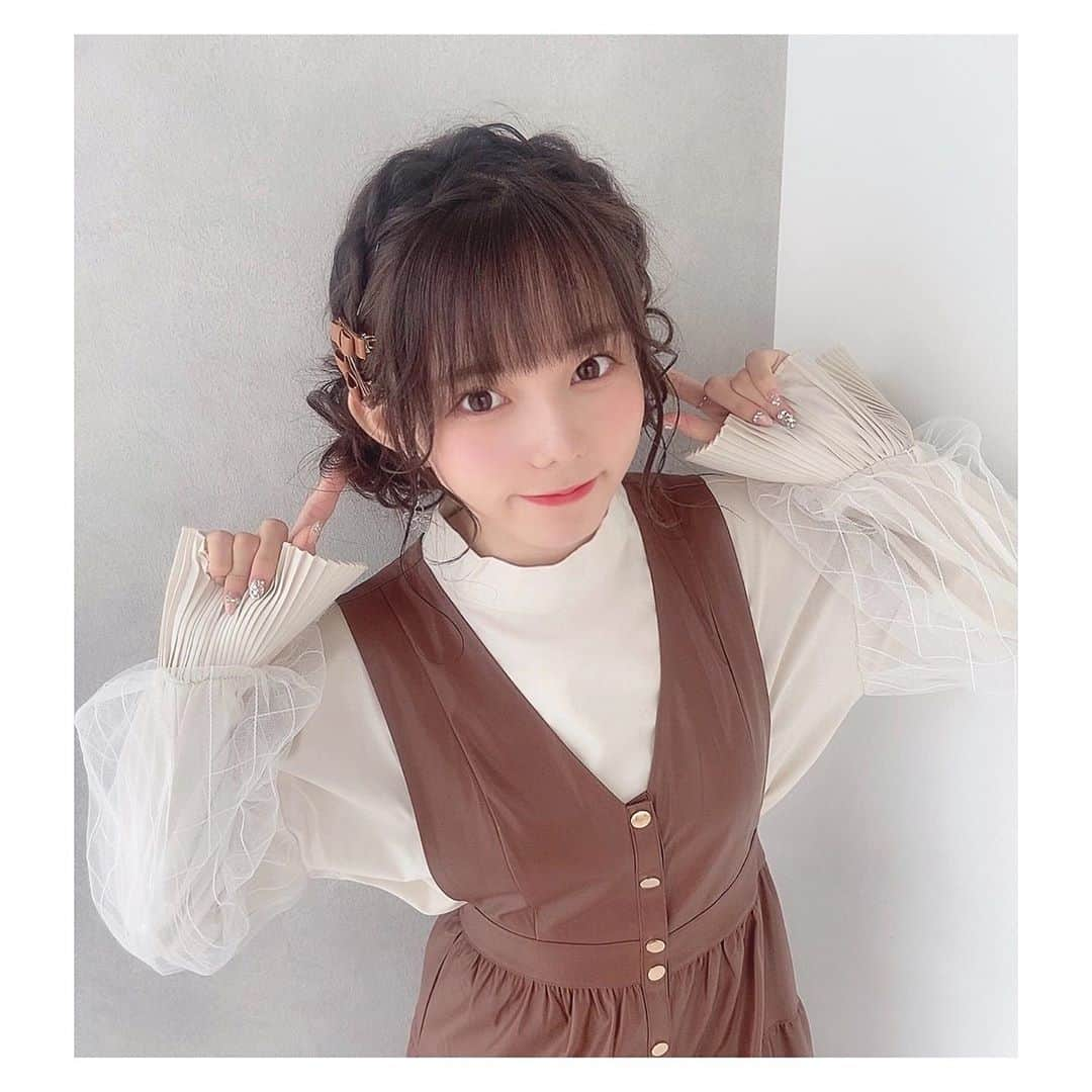 大森莉緒さんのインスタグラム写真 - (大森莉緒Instagram)「・ ・ ♡個別トーク会 12/5(土)5.6.7.8.9部 12/6(日)4.5.6部 12/13(日)5.6.7.8.9部 ・ ♡名入れサイン会 12/12(土)5.6部 ・ 申し込みが始りました😘 ・ ・ ⚠️オレトクナイン の投票権がつくのは、この受付で最後になります！ 明日の14時〆切です👐 ・ ・ いっぱいお話出来るの楽しみにしてるよ〜(ᐥ꒳ᐥ ) ・ ・ #大森莉緒 #おーりお #おりおんず #ラストアイドル #オンライン #ツインお団子 #シニヨン #シニョンアレンジ #ヘアアレンジ #なぴあれんじ #hair #hairstyle #instagood #instapic #instaphoto #good #좋아요 #셀카 #셀카그램 #추억」10月26日 22時02分 - rio.ohmori