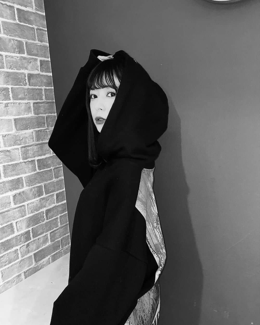 深瀬美桜さんのインスタグラム写真 - (深瀬美桜Instagram)「今日も1日お疲れ様🖤🤍」10月26日 22時33分 - fukasemio