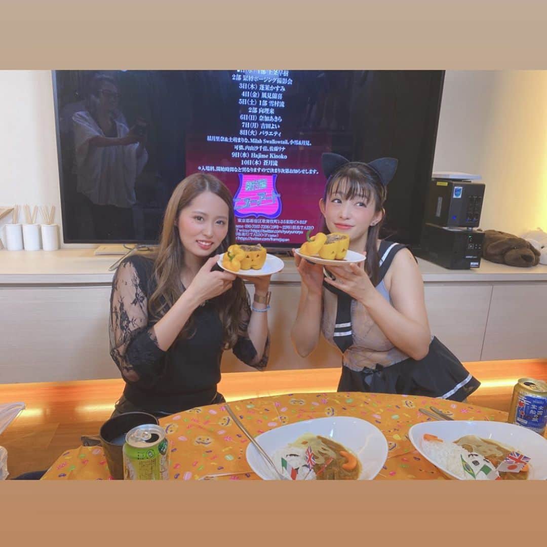 ミュウのインスタグラム：「happyハロウィン🎃 #通野未帆 #範田紗々ちゃん」