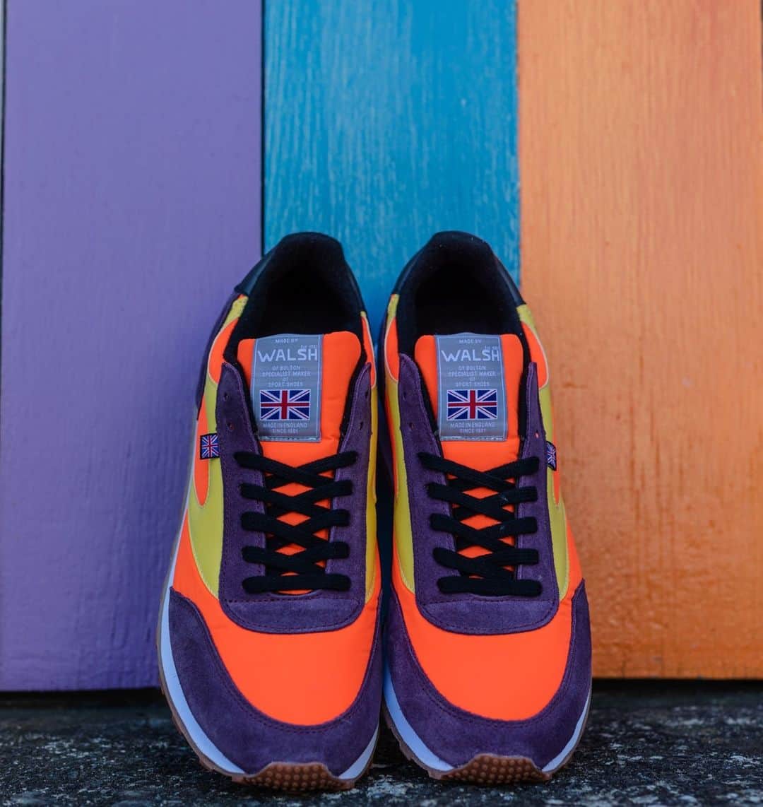 ウォルシュのインスタグラム：「Brighten up these darker Winter months with the help of the Walsh Horwich 😍 . . . #normanwalshuk #normanwalsh #britishmanufacturing #madeinbritain #ukmfg #shoes #footwear #sneakers」