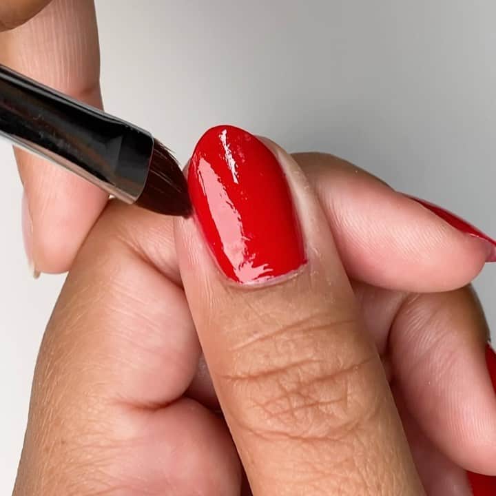 のインスタグラム：「@nailuscious shows 3 easy ways to clean up cuticles at home. Subscribe to our YouTube channel for more nail tips.   #nailtips #nailhacks #diy #diynails #opi #opiobsessed #nails #nailsofinstagram #nails💅」