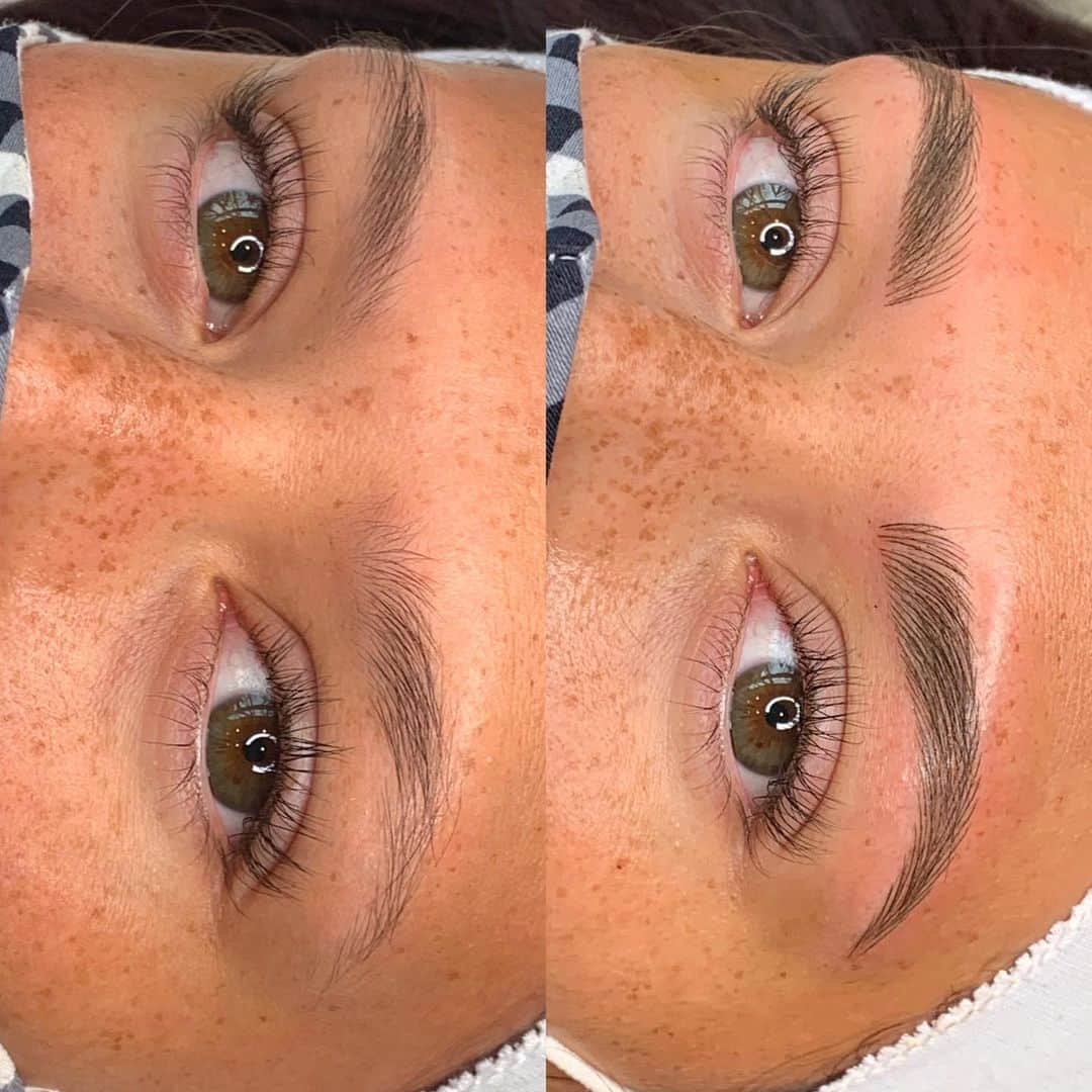 Haley Wightさんのインスタグラム写真 - (Haley WightInstagram)「Love these brows so much 😍  Interested in getting Microblading by me? Just call the studio at (971)337-5401 or visit our website at studiomeraki.net 😊 . . #microblading #cosmetictattoo #brows #eyebrows #portland #oregon #microbladedeyebrows #microbladed #meraki #ombrebrows #microblade #portlandmicroblade #portlandmicroblading #oregonmicroblade #oregonmicroblading」11月25日 2時18分 - cosmobyhaley