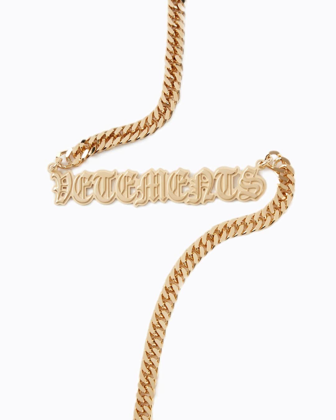 エルエヌシーシーのインスタグラム：「Since its launch in 2014, Vetements have continually challenged the fashion system from the inside. Discover new season offerings from the Paris-based design collective online. @vetements_official」