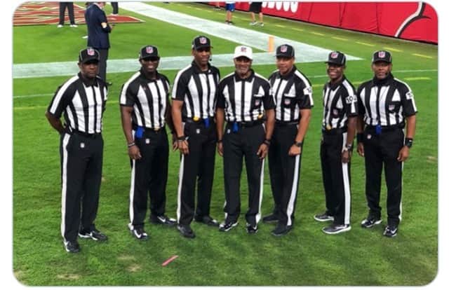 ショーンジョンさんのインスタグラム写真 - (ショーンジョンInstagram)「@nfl Monday Night Football just went black! Congratulations to the first all-black referee crew! #dreambig」11月25日 3時00分 - seanjohn