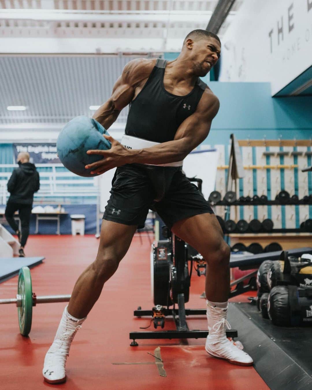 アンソニー・ジョシュアのインスタグラム：「AJ workout plans coming soon 😂」